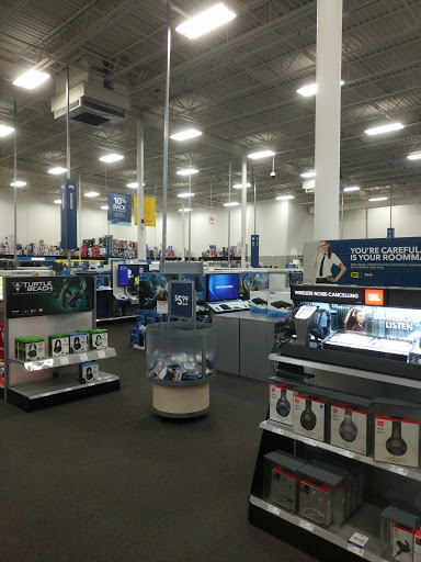 Electronics Store «Best Buy», reviews and photos, 1334 Winston Plaza, Melrose Park, IL 60160, USA