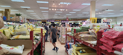 Korean Grocery Store «H Mart», reviews and photos, 3301 184th St SW, Lynnwood, WA 98037, USA