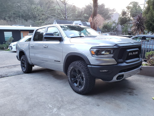 Auto Body Shop «Gold Star Auto Body», reviews and photos, 233 S Maple Ave Suite 13, South San Francisco, CA 94080, USA