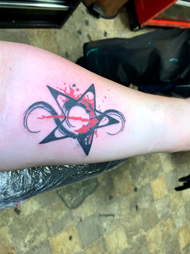 Tattoo Shop «Blue Ring Studio Tattoo & Piercing», reviews and photos, 2408 Cleveland Blvd, Caldwell, ID 83605, USA