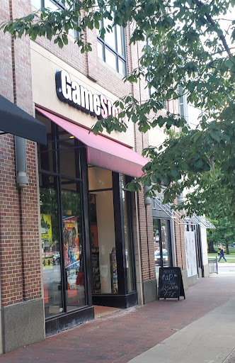 GameStop, 1611 N High St, Columbus, OH 43201, USA, 