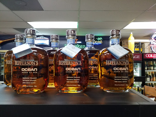 Liquor Store «Empire Package Super Store», reviews and photos, 5420 Peachtree Blvd, Chamblee, GA 30341, USA