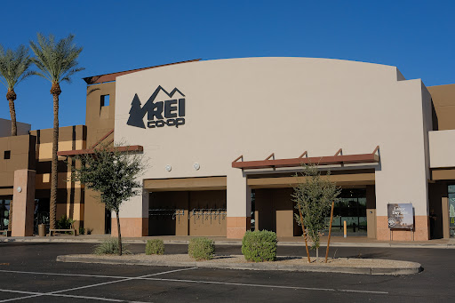 REI, 870 N 54th St, Chandler, AZ 85226, USA, 