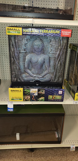 Pet Supply Store «PetSmart», reviews and photos, 2113 E Geneva St, Delavan, WI 53115, USA