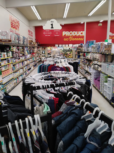 Grocery Store «Grocery Outlet Bargain Market», reviews and photos, 354 S 1st Ave, Hillsboro, OR 97123, USA