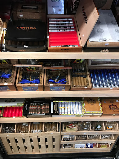 Tobacco Shop «Smoke and Vapes», reviews and photos, 15270 E 6th Ave # 1, Aurora, CO 80011, USA