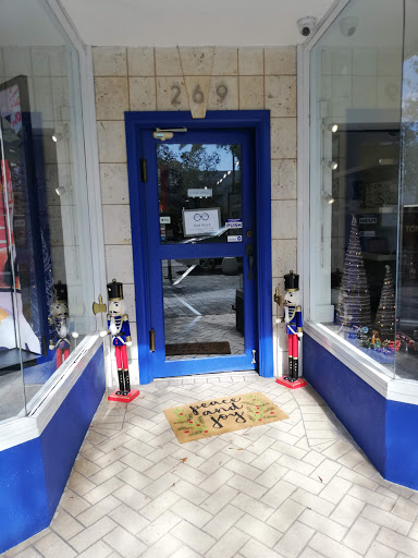 Camera Store «Leica Store Miami», reviews and photos, 372 Miracle Mile, Coral Gables, FL 33134, USA