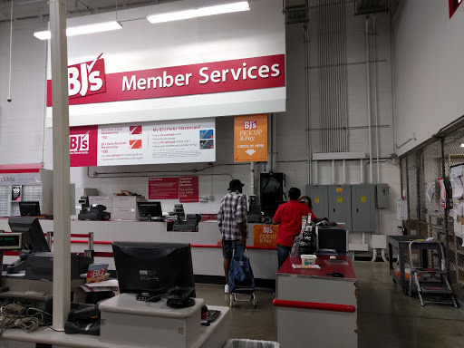 Warehouse club «BJ’s Wholesale Club», reviews and photos, 4365 Richmond Rd, Warrensville Heights, OH 44122, USA