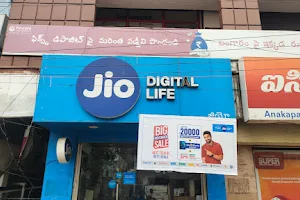 My Jio Store image