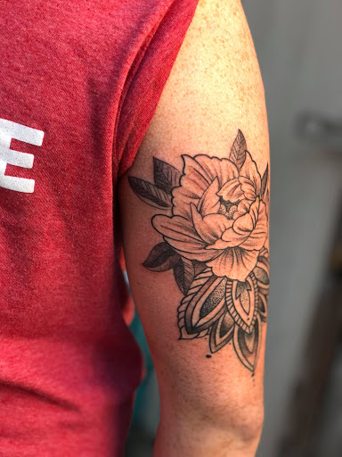Explore cool full sleeve tattoo ideas, creative tattoo ideas in Rome, available at Body Canvas