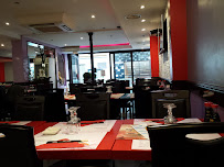Atmosphère du Restaurant de sushis Restaurant KISS à Paris - n°10