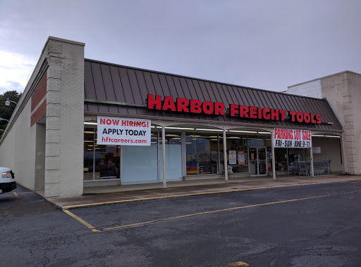 Hardware Store «Harbor Freight Tools», reviews and photos, 509 Lone Oak Rd, Paducah, KY 42003, USA