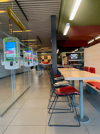 Atmosphère du Restauration rapide McDonald's à Combs-la-Ville - n°3