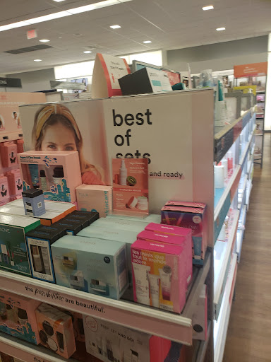 Hair Salon «Ulta Beauty», reviews and photos, 1950 S University Dr, Davie, FL 33324, USA