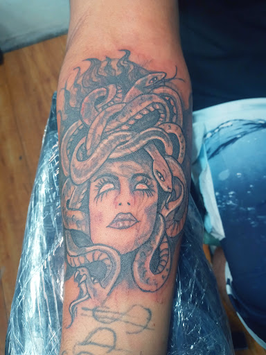 Tattoo Shop «Rage Tattoo», reviews and photos, 6411 Whittier Blvd, Los Angeles, CA 90022, USA