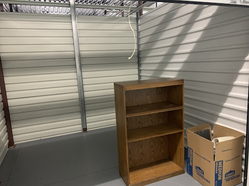 Self-Storage Facility «Metro Self Storage», reviews and photos, 13000 Rockland Rd, Lake Bluff, IL 60044, USA