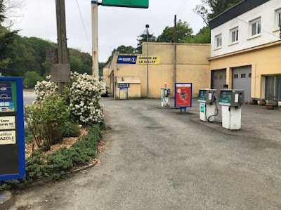 GARAGE PREMIER - GARAGE DE LA VALLEE à Quemper-Guézennec