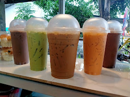 อิ่มอุ่นใจ