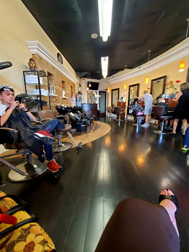 Hair Salon «4me Salon & Skincare (AVEDA Exclusive Salon)», reviews and photos, 6492 Edinger Ave, Huntington Beach, CA 92647, USA