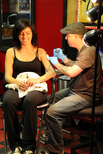 Tattoo Shop «Lucky Monkey Tattoo Parlour», reviews and photos, 3024 Packard Rd, Ann Arbor, MI 48108, USA