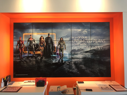 Cell Phone Store «AT&T Authorized Retailer», reviews and photos, 6876 Cincinnati Dayton Rd, Liberty Township, OH 45044, USA