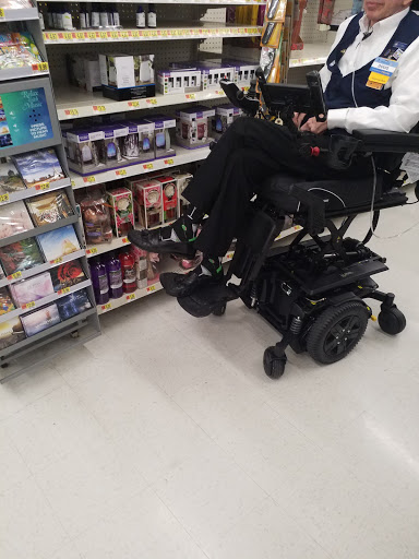 Discount Store «Walmart», reviews and photos, 2375 OR-99W, McMinnville, OR 97128, USA