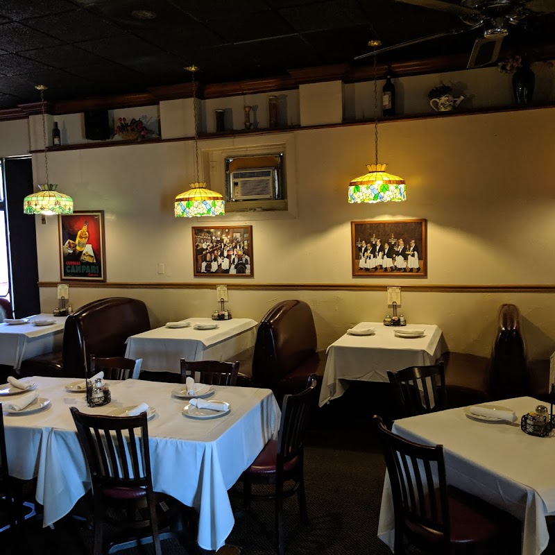 Frankie's "on Roswell Road" Italian Restaurant