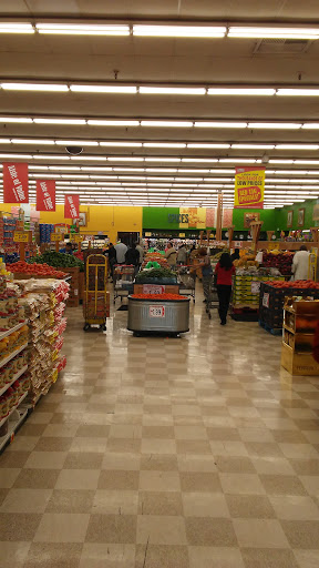 Grocery Store «Superior Grocers», reviews and photos, 10211 S Avalon Blvd, Los Angeles, CA 90003, USA