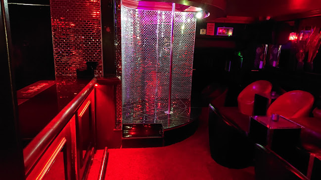 Reviews of The Purple Door - Gentlemen’s Club (Strip Club Leeds) in Leeds - Night club