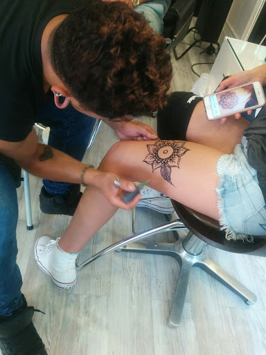 Hair Salon «West End Salon & Spa», reviews and photos, 155 Commercial St, Provincetown, MA 02657, USA