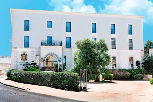 Hotel Ostuni Palace image