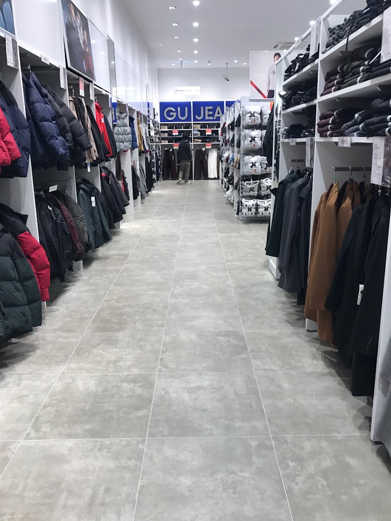 Gu 長岡旭岡店 新潟県長岡市上条町字八ツ口 衣料品店 衣料品 グルコミ