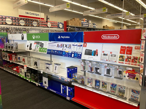 Staples image