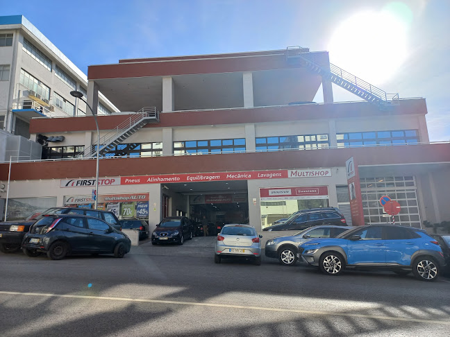 Avaliações doMultishop-Auto-Comercio De Pneus E Acessorios, Lda. em Oeiras - Loja de móveis