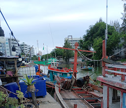 Lung Sawai Seafood photo