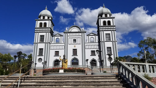 Basilica de Nuestra Señora De Suyapa