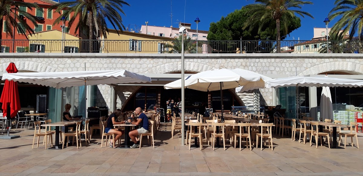 L'Endroit à Menton