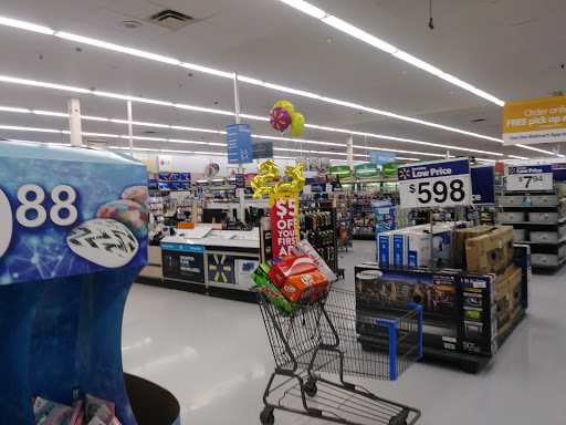 Discount Store «Walmart», reviews and photos, 13020 Riverdale Dr NW, Coon Rapids, MN 55448, USA