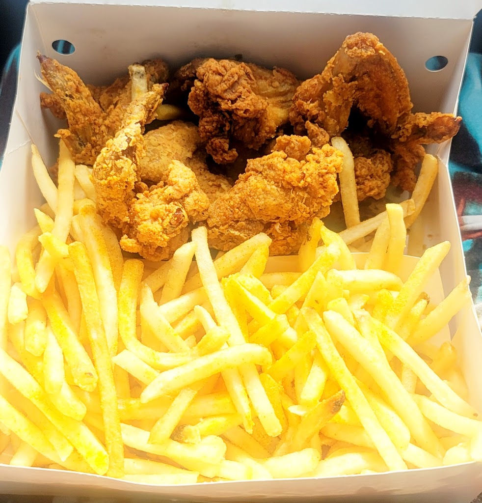 Frenchey's Chicken 77045