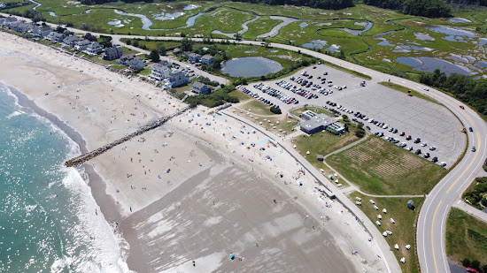 Wallis Sands beach