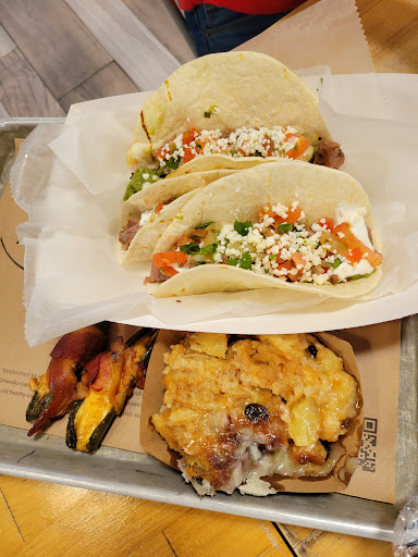 Barbecue Restaurant «4 Rivers Smokehouse», reviews and photos, 874 W Osceola Pkwy, Kissimmee, FL 34741, USA