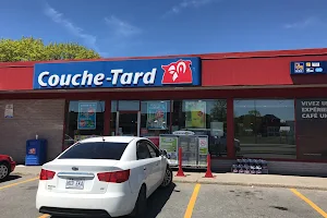 Couche-Tard image