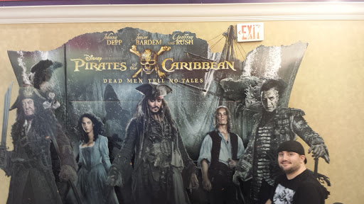 Movie Theater «Regal Cinemas Brandywine Town Center 16», reviews and photos, 3300 Brandywine Pkwy, Wilmington, DE 19803, USA