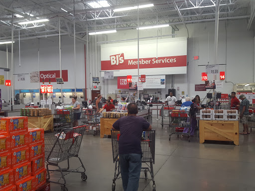 Warehouse club «BJ’s Wholesale Club», reviews and photos, 1900 The Arches Cir, Deer Park, NY 11729, USA