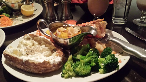 Hotel «Isle Casino Hotel Waterloo», reviews and photos, 777 Isle of Capri Blvd, Waterloo, IA 50701, USA