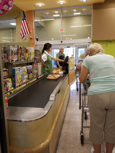 Supermarket «Publix Super Market at Lake Gibson Shopping Center», reviews and photos, 6767 US Hwy 98 N, Lakeland, FL 33809, USA