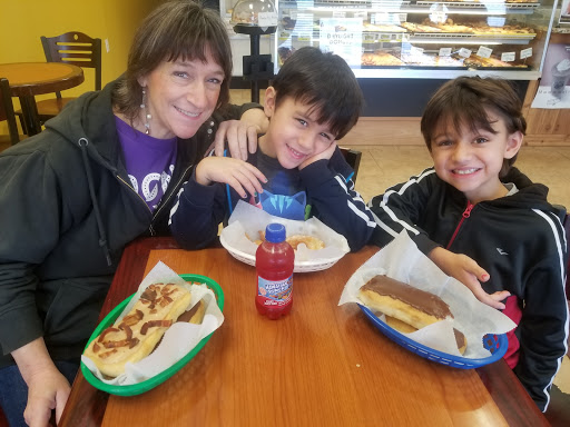 Donut Shop «Daylight Donuts», reviews and photos, 4200 Aero Dr, Mason, OH 45040, USA