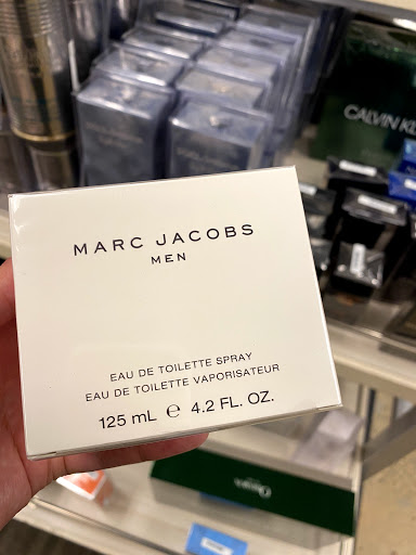 Department Store «Nordstrom Rack Downtown DC», reviews and photos, 1800 L St NW, Washington, DC 20036, USA