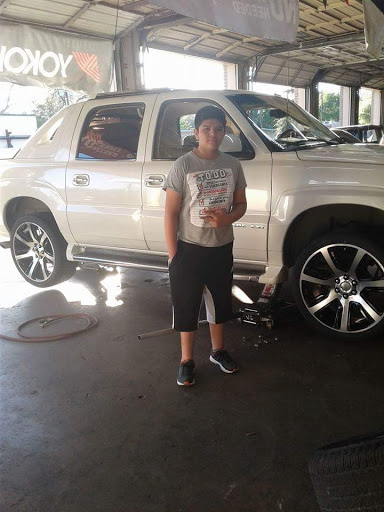 Tire Shop «Texas Tires», reviews and photos, 5407 E Belknap St, Haltom City, TX 76117, USA