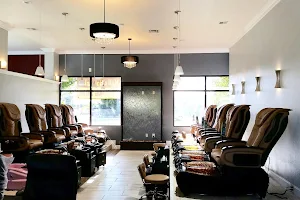 La Vie Nail Spa Boise image